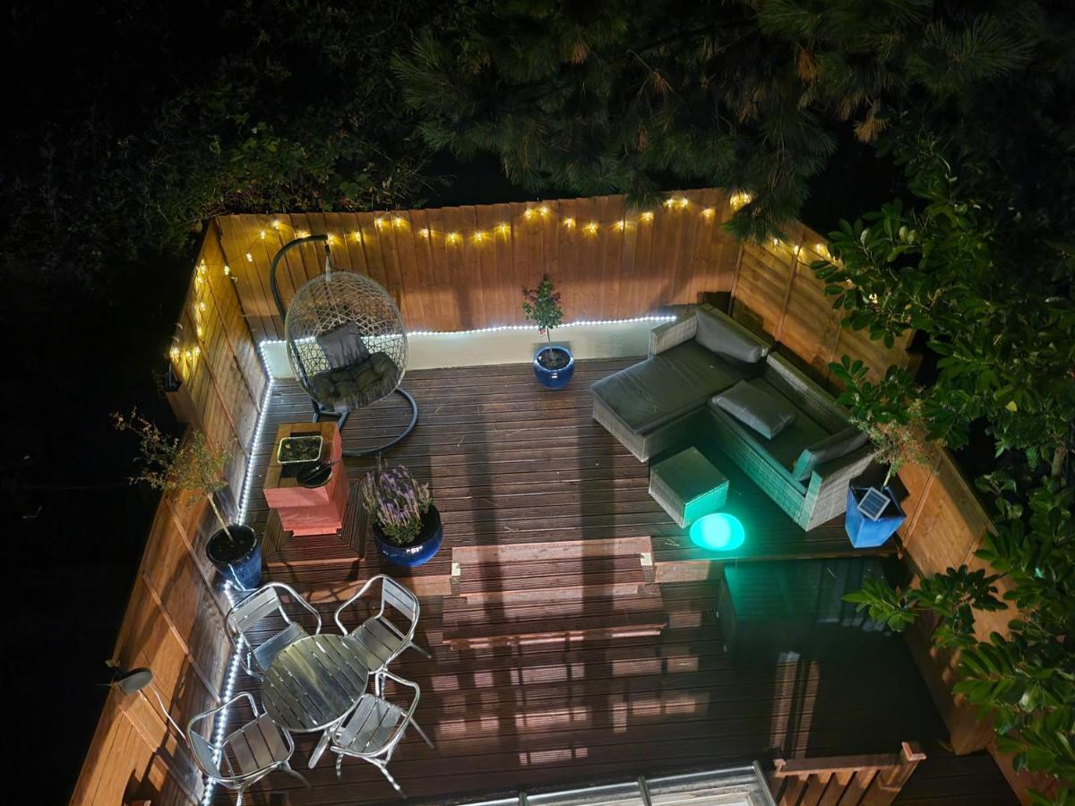 Beachfront Apartment With Bbq Sun Deck بورنماوث المظهر الخارجي الصورة